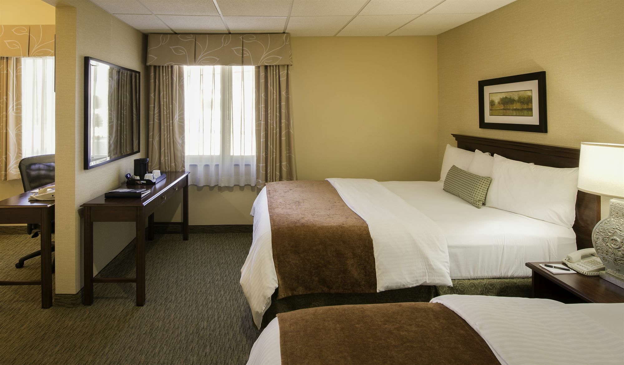 Bolger Hotel And Conference Center Potomac Eksteriør billede